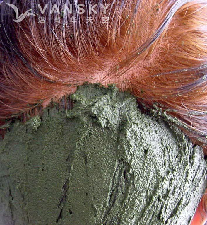 260327094957_Indigo paste on hennaed hair.jpg